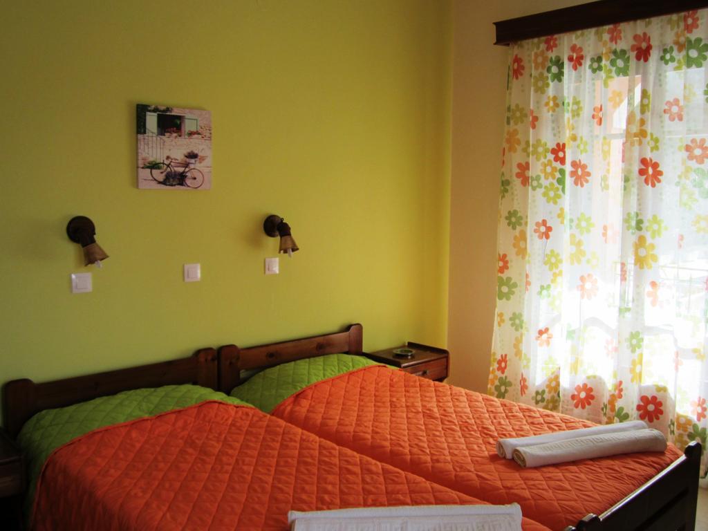 Varvara Studios & Apartments I Peroulades  Buitenkant foto