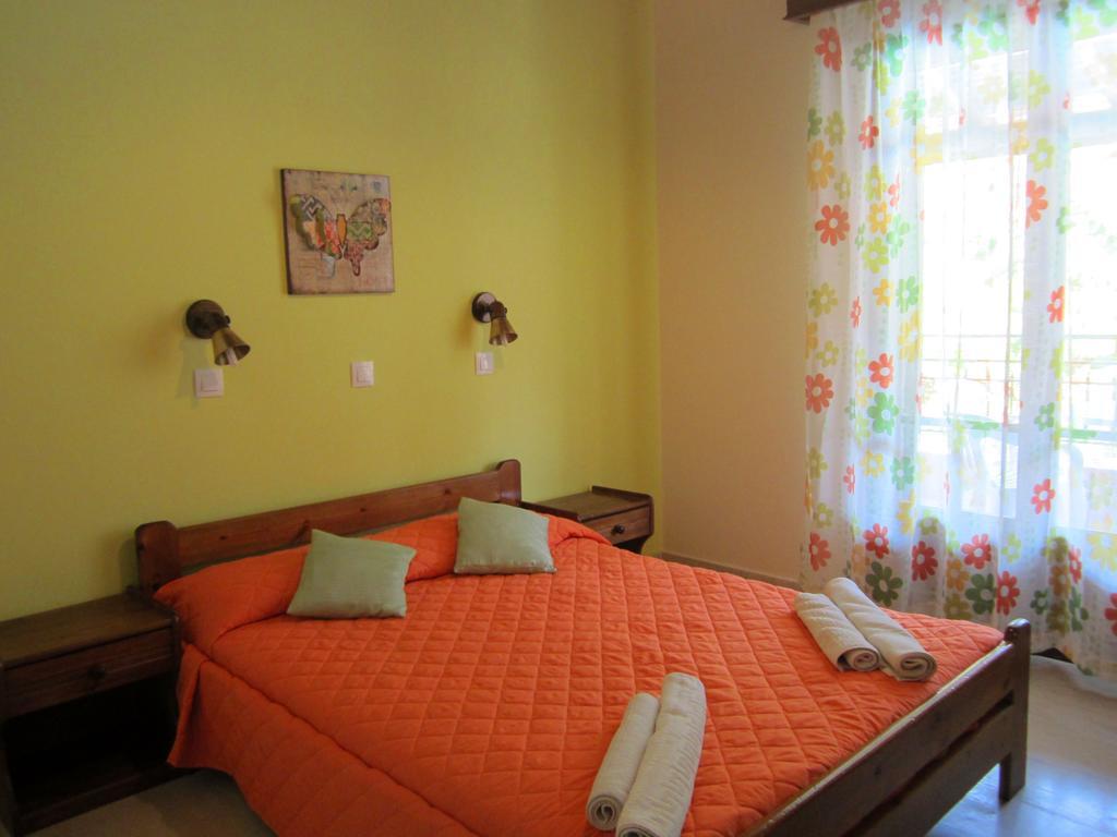 Varvara Studios & Apartments I Peroulades  Buitenkant foto