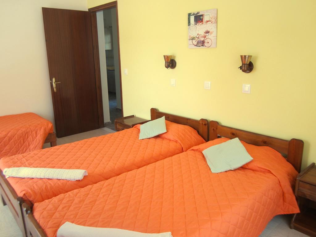 Varvara Studios & Apartments I Peroulades  Buitenkant foto